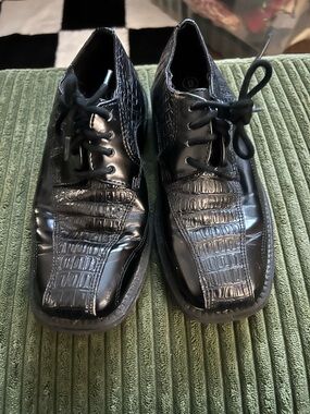 Boy’s Black Croc-Embossed Lace-Up Dress Shoes